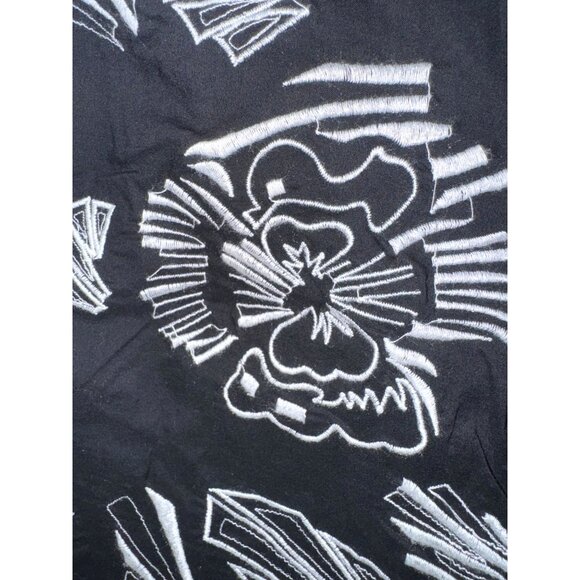 East 5th Black A-Line Skirt With White Embroidered Floral Design Size 14 - Picture 6 of 11